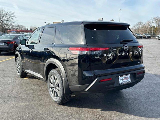 new 2025 Nissan Pathfinder car, priced at $38,867