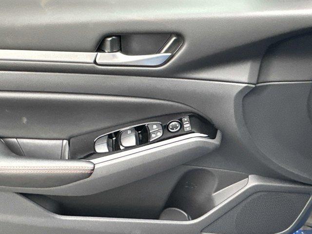 new 2025 Nissan Altima car, priced at $29,560