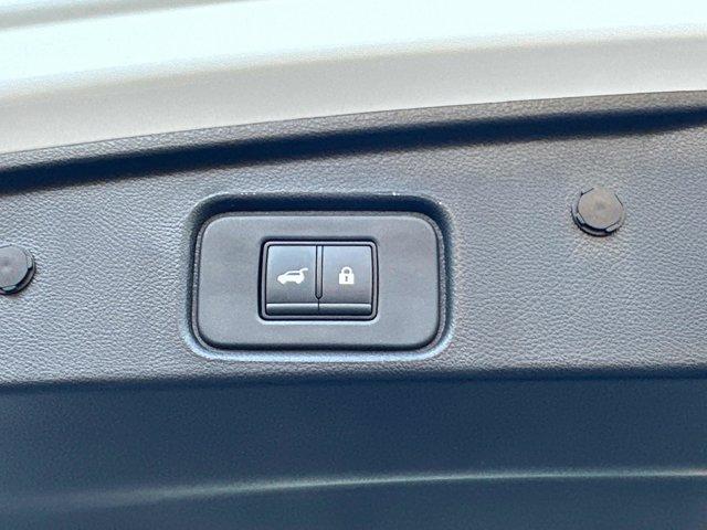new 2025 Nissan Pathfinder car, priced at $45,943
