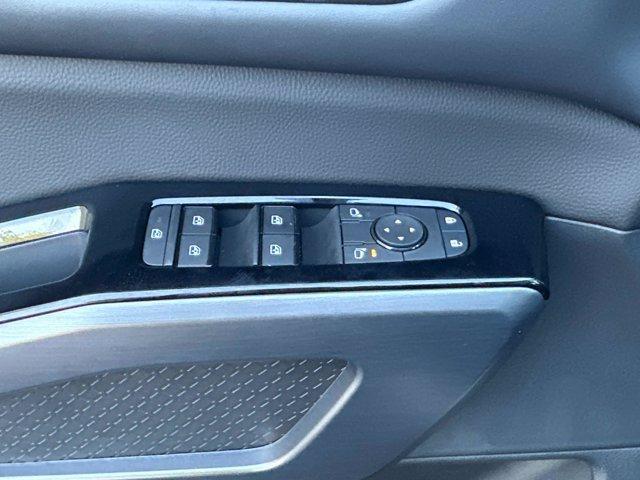 new 2025 Nissan Pathfinder car, priced at $45,943