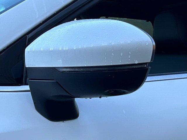 new 2025 Nissan Pathfinder car, priced at $45,943