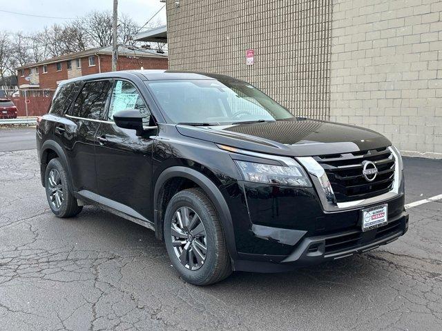 new 2025 Nissan Pathfinder car, priced at $38,867