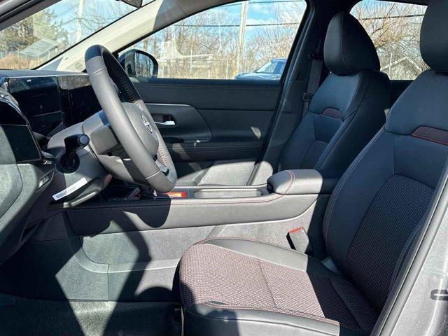 new 2025 Nissan Kicks car, priced at $29,568