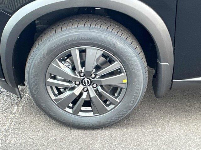 new 2025 Nissan Pathfinder car, priced at $34,832