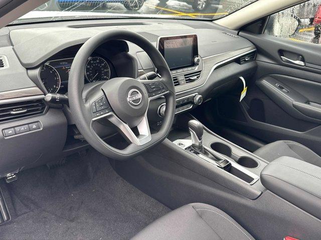 new 2025 Nissan Altima car, priced at $27,915