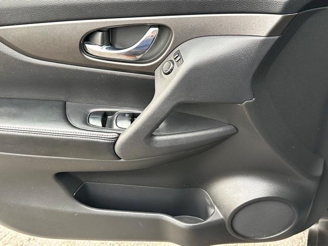 used 2014 Nissan Rogue car, priced at $12,900