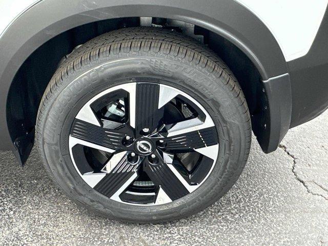 new 2025 Nissan Kicks car, priced at $25,105