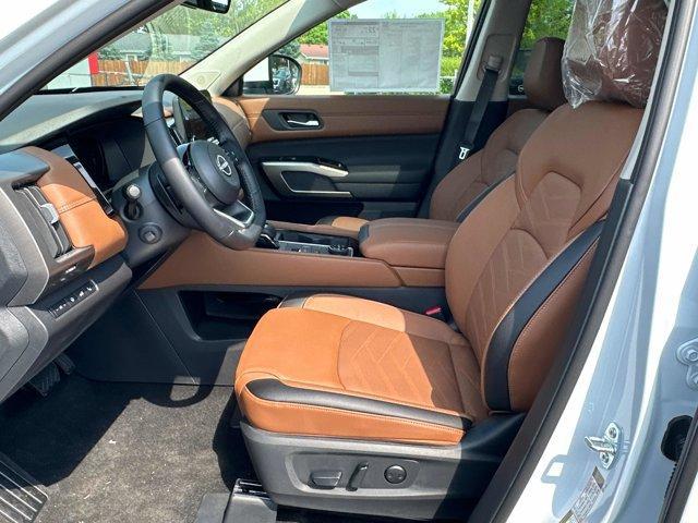new 2025 Nissan Pathfinder car, priced at $49,565