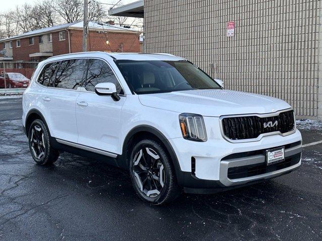 used 2023 Kia Telluride car, priced at $36,900