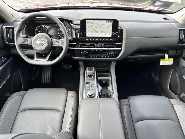 new 2025 Nissan Pathfinder car, priced at $39,980
