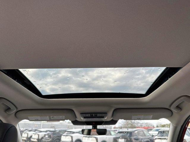 new 2025 Nissan Pathfinder car, priced at $39,980