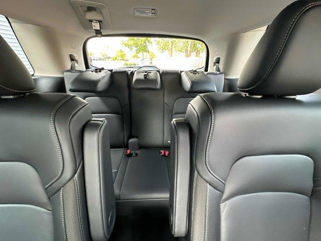 new 2025 Nissan Pathfinder car, priced at $45,221