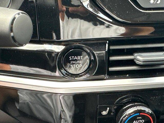 new 2025 Nissan Pathfinder car, priced at $40,536