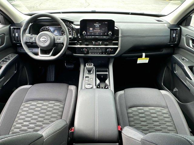 new 2025 Nissan Pathfinder car, priced at $40,536