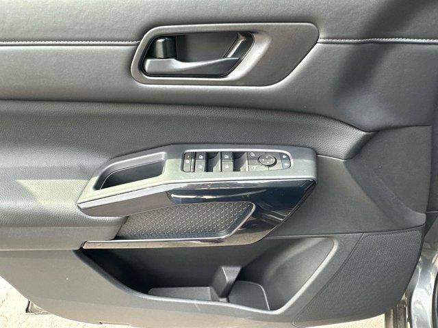 new 2025 Nissan Pathfinder car, priced at $37,167