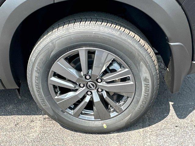 new 2025 Nissan Pathfinder car, priced at $36,062