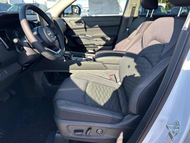 new 2025 Nissan Pathfinder car, priced at $37,036