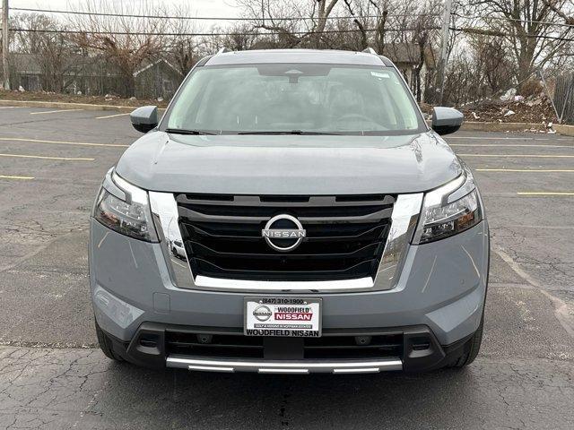 new 2025 Nissan Pathfinder car, priced at $50,728