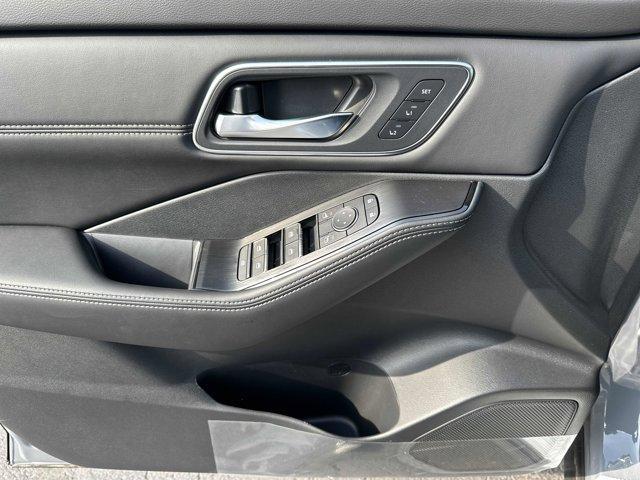 new 2025 Nissan Rogue car, priced at $37,693