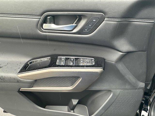 new 2025 Nissan Pathfinder car, priced at $49,889