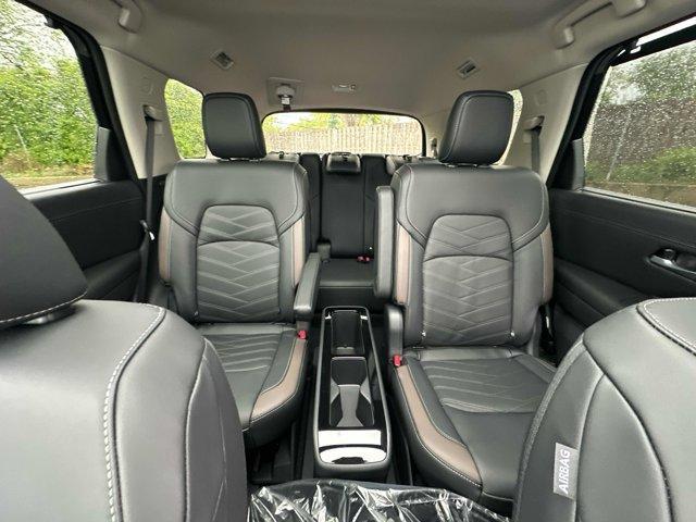 new 2025 Nissan Pathfinder car, priced at $49,889