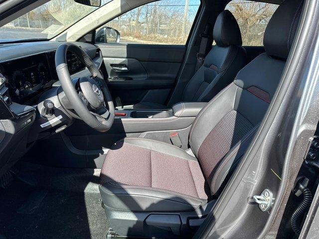 new 2025 Nissan Kicks car, priced at $28,309