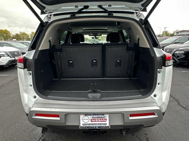 new 2025 Nissan Pathfinder car, priced at $40,819