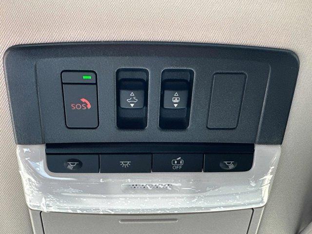 new 2025 Nissan Pathfinder car, priced at $48,804