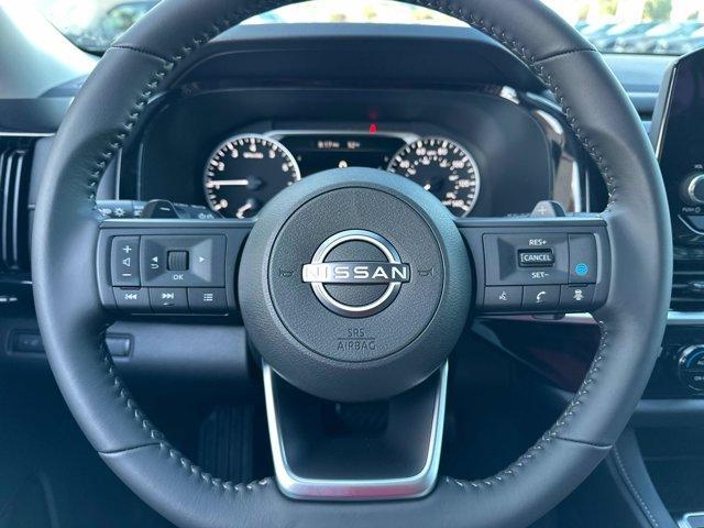 new 2025 Nissan Pathfinder car, priced at $39,963