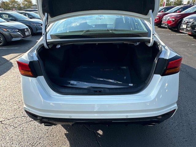 new 2025 Nissan Altima car, priced at $32,399