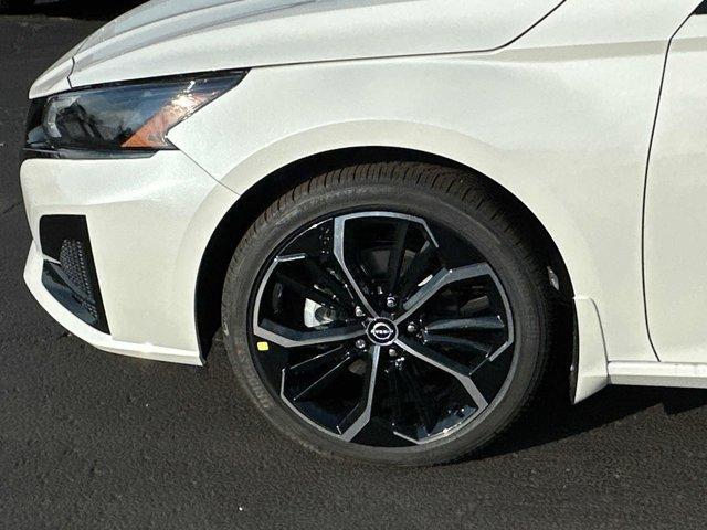 new 2025 Nissan Altima car, priced at $32,399