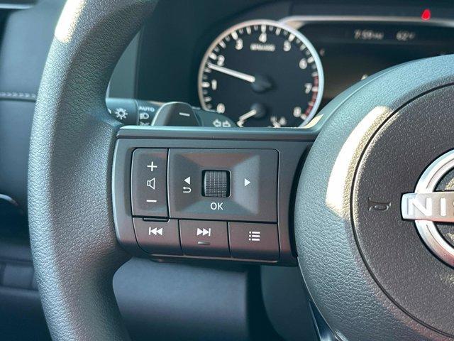 new 2025 Nissan Pathfinder car, priced at $36,762