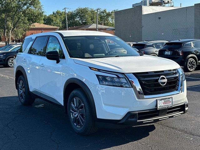 new 2025 Nissan Pathfinder car, priced at $36,762