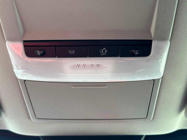 new 2025 Nissan Pathfinder car, priced at $36,762