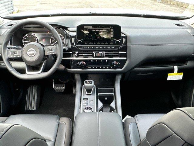 new 2025 Nissan Pathfinder car, priced at $45,625