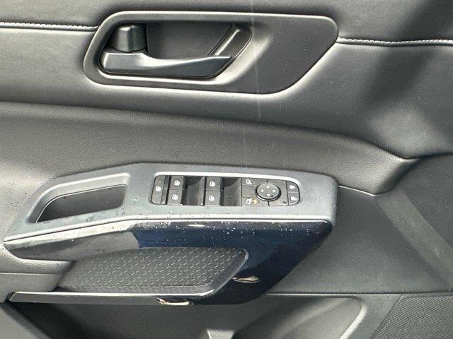 new 2025 Nissan Pathfinder car, priced at $36,002