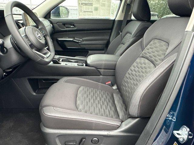 new 2025 Nissan Pathfinder car, priced at $36,002
