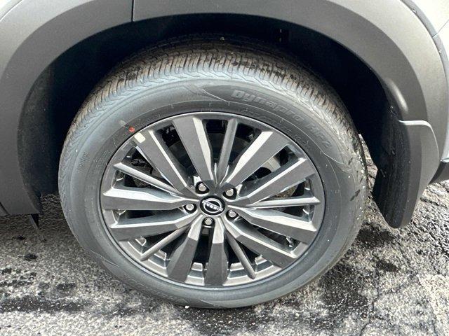 new 2025 Nissan Pathfinder car, priced at $45,221