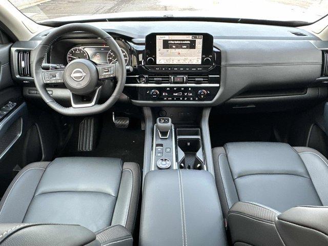 new 2025 Nissan Pathfinder car, priced at $45,221