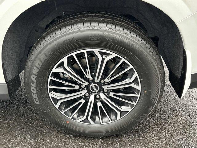new 2025 Nissan Armada car, priced at $71,790