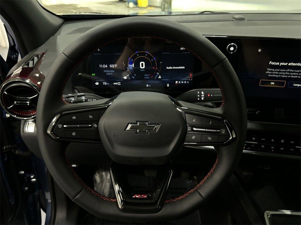 new 2026 Chevrolet Equinox car, priced at $33,645