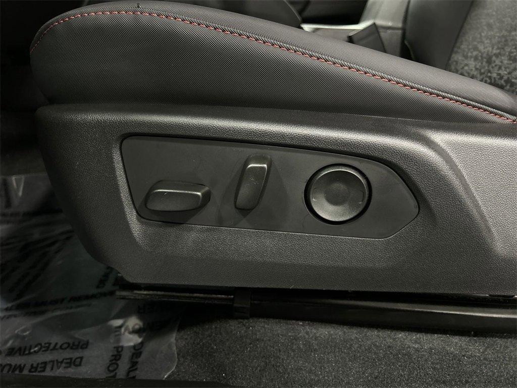 new 2025 Chevrolet Colorado car, priced at $42,990