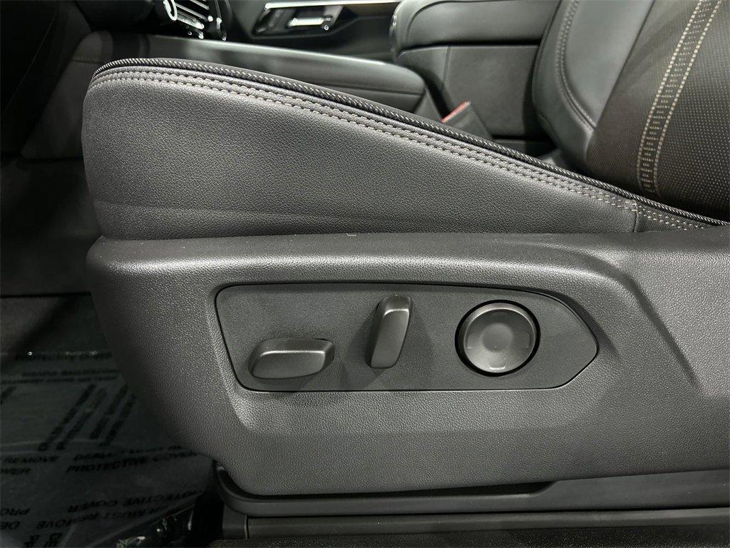 new 2025 Chevrolet Suburban car, priced at $94,830