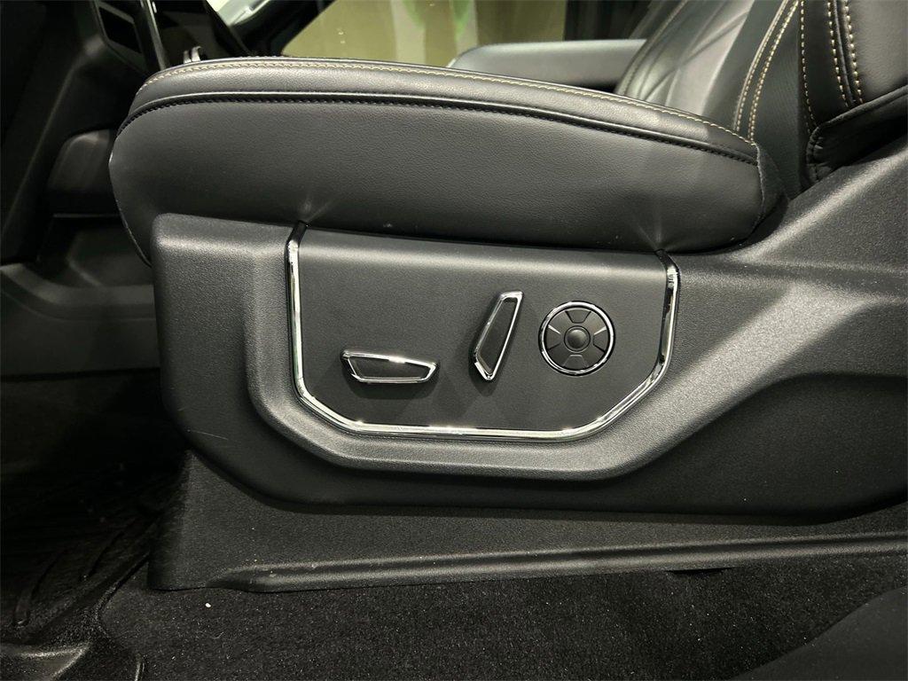 used 2024 Ford Expedition car, priced at $70,900