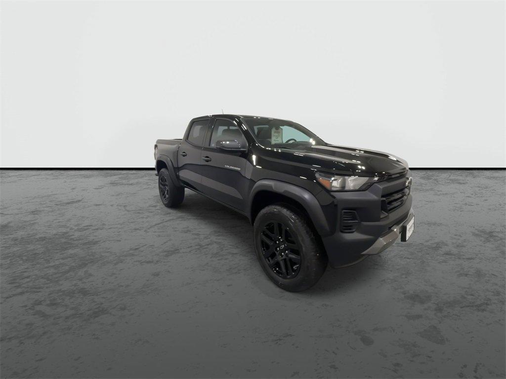 new 2025 Chevrolet Colorado car, priced at $42,020