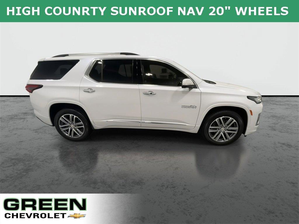 used 2022 Chevrolet Traverse car, priced at $29,999