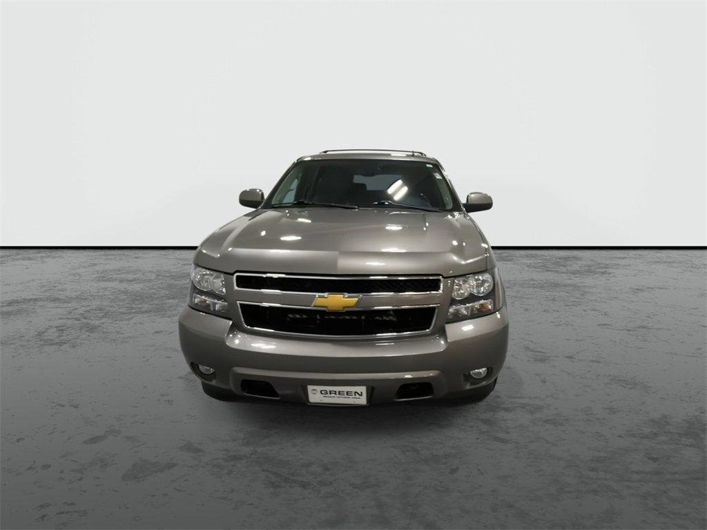 used 2012 Chevrolet Suburban car, priced at $12,999