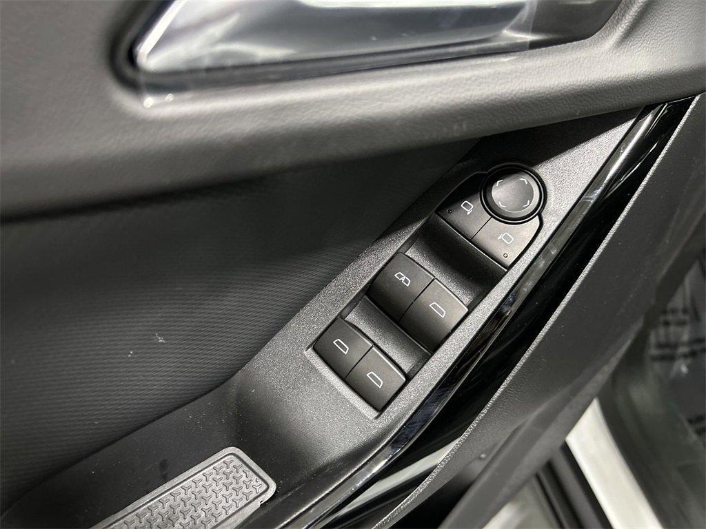 new 2026 Chevrolet Equinox car, priced at $29,990