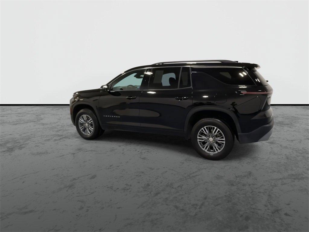 used 2025 Chevrolet Traverse car, priced at $39,950