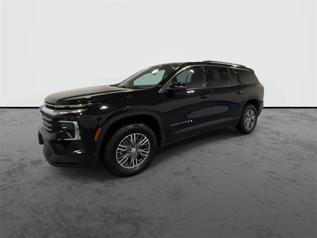 used 2025 Chevrolet Traverse car, priced at $39,950